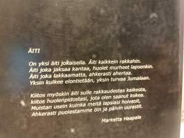 Äidin Testamentti