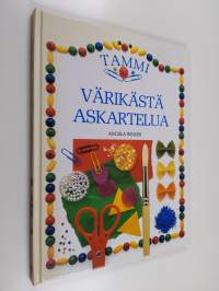 Värikästä askartelua