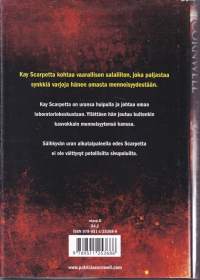 Kuolleiden satama, 2011. 1.p. Kay Scarpetta kohtaa vaarallisen salaliiton, joka paljastaa synkkiä varjoja hänen omasta menneisyydestään