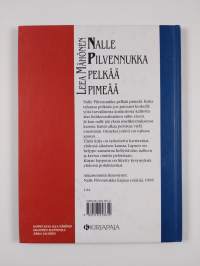 Nalle Pilvennukka pelkää pimeää