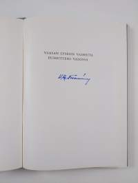 Vaasan lyseon vaiheita puheitteni valossa (signeerattu)