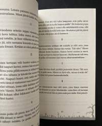 Suuri suomalainen kummituskirja - Kotimaiset kauhutarinat kautta aikojen