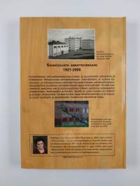 Sahakoulusta ammattikorkeaan 1921-2005 : puualan koulutuksen historiikki