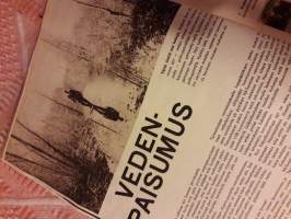 Kuva-POSTI N:o 42/ 1962.Lapin läänin maaherrasta, Järvi- Suomen tulviin-Kuorreveden lentokone hallista muihin ajankohtaisiin asiohin.