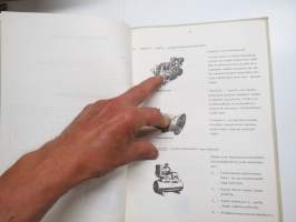 Hydor ilmakompressorit ja kallioporakoneet, teknistä tietoa  &amp; hinnasto 8 + 2 sivua kansiossa -myyntiesite / brochure