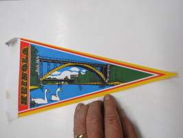 Heinola, silta ja joutsenet -matkailuviiri / souvenier pennant