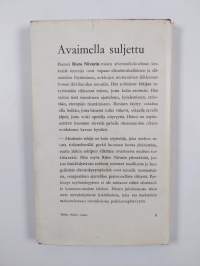 Avaimella suljettu