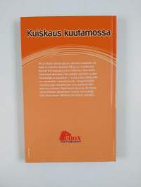 Kuiskaus kuutamossa