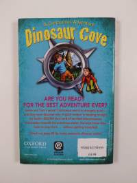 Stampede of the Giant Reptiles: Dinosaur Cove 6