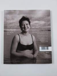 Tunnustuksia, uimahyppyjä (signeerattu, tekijän omiste)