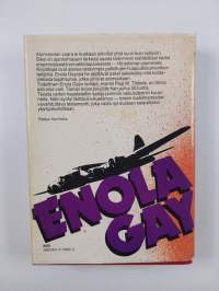 Enola Gay : pommikone Hiroshiman yllä
