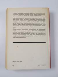 Stalin ja Hitler : tutkielma Neuvostoliiton ulkopolitiikasta vuosina 1930-1941