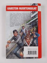 Saalistajat iskevät hämärässä