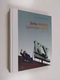 Sata vuotta opintojen tiellä : KY 1911-2011