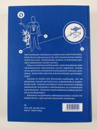 Aaltopahvista ötökkäoveen : jokakodin selviytymisopas