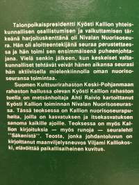 Säkeniä itsekasvatustyön ahjosta