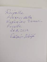 Talvi-illan tarinoita : neljännesvuosisata eduskunnassa 1966-1991 (signeerattu, tekijän omiste)