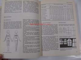 Knaurs Handarbeitsbuch