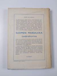 Suomen marsalkka tuokiokuvina