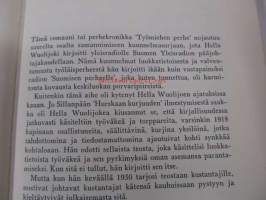 Työmiehen perhe : työmies Rantasen perheen kronikka vuosilta 1895-1945