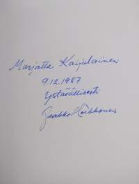 Kehittyvä ja toimiva aikuinen (signeerattu, tekijän omiste)