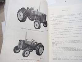 McCormick International B-414 Tractor Diesel and petrol models Operator´s manual