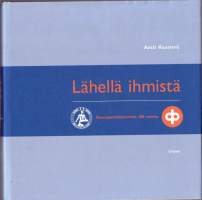 Lähellä ihmistä - Osuuspankkitoiminta 100 vuotta. 2002. Teos avaa kattavan näkymän viime vuosisadan pankkitoimintaan. Pankkiala, pankkitoiminta, historiikki