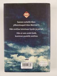 Yksin yössä