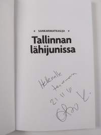 Sankarimatkailija Tallinnan lähijunissa (signeerattu, tekijän omiste)