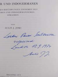 Uralier und Indogermanen : die älteren Berührungen zwischen den uralischen und indogermanischen Sprachen (signeerattu, tekijän omiste)