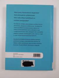 Kaverihyrrä : lasten askartelukirja