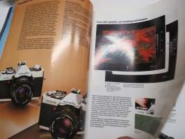 Minolta 35 mm järjestelmäkamerat -myyntiesite