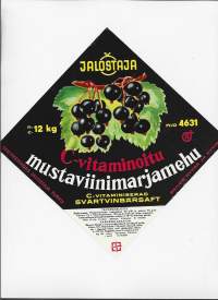 C-vitaminoitu mustaviinimarjamehu   -  tuote-etiketti 16x16 cm
