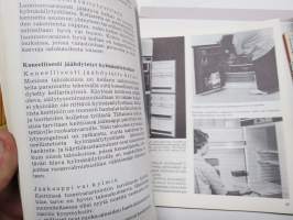 Talo ja Koti -kirjasarja osat 1-8, täydellinen sarja - yleistajuinen johdatus 1970-luvun pientalorakentamiseen (silloisine virheineen!), runsas kuvitus, mainoksia