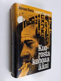 Kuorosta kohoaa ääni