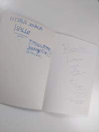 Runoni on pilkku (signeerattu, tekijän omiste)