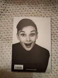 Movie icons A. Hepburn. TASCHEN