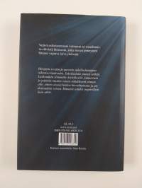 Hylky (signeerattu, tekijän omiste)