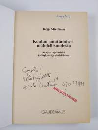 Koulun muuttamisen mahdollisuudesta : Analyysi opetustyön kehityksestä ja ristiriidoista (signeerattu, tekijän omiste)