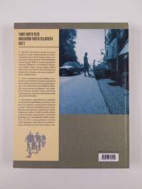 Pikeä, hikeä, autoja : tiet, liikenne ja yhteiskunta 1945-2005