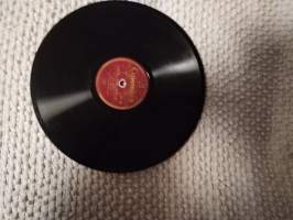 Columbia MY 10 , Pirjon matka höyhensaareen / lapin äiti laulaa, lastenlevy v1936, greta Pitkänen / Eugen malmsten