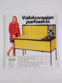 Valokuvauksen vuosikirja 1975
