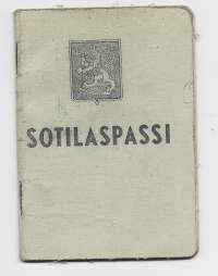 Sotilaspassi 1951  IT tykin lataaja