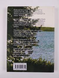Ihmisiä pihassa : paluu kaivolle