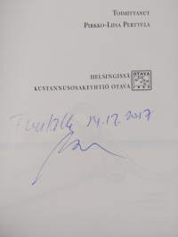 Aurinkoinen mieli : elämänmakuisia ajatuksia (tekijän omiste, signeerattu)