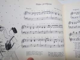 Lasten oma laulukirja II - sata laulua kotien ja lastentarhojen pienokaisille