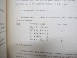 Fysikaalisen kemian suureiden ja yksiköiden symbolit ja terminologia - Finnish manual of symbols and terminology for physicochemical quantities and units