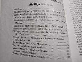 Uinti- ja hengenpelastustaidon opas v.1944