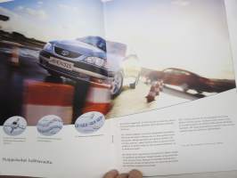 Toyota Avensis 2002 -myyntiesite / brochure