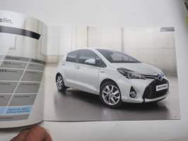 Toyota Yaris 2015 -myyntiesite / brochure
